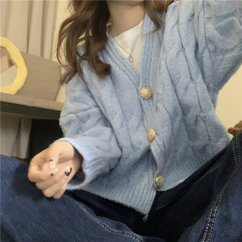 Real Shot V-neck Sweater Cardigan Coat |