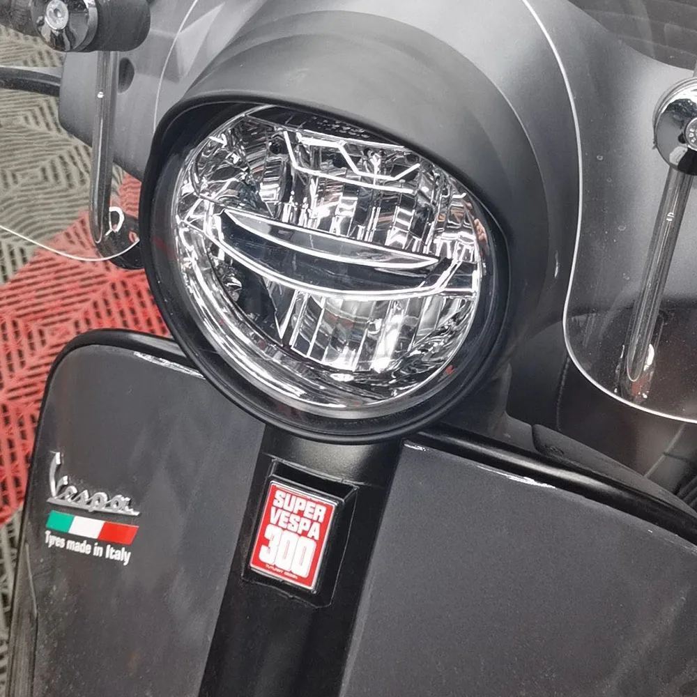 vespa headlight cover (21)