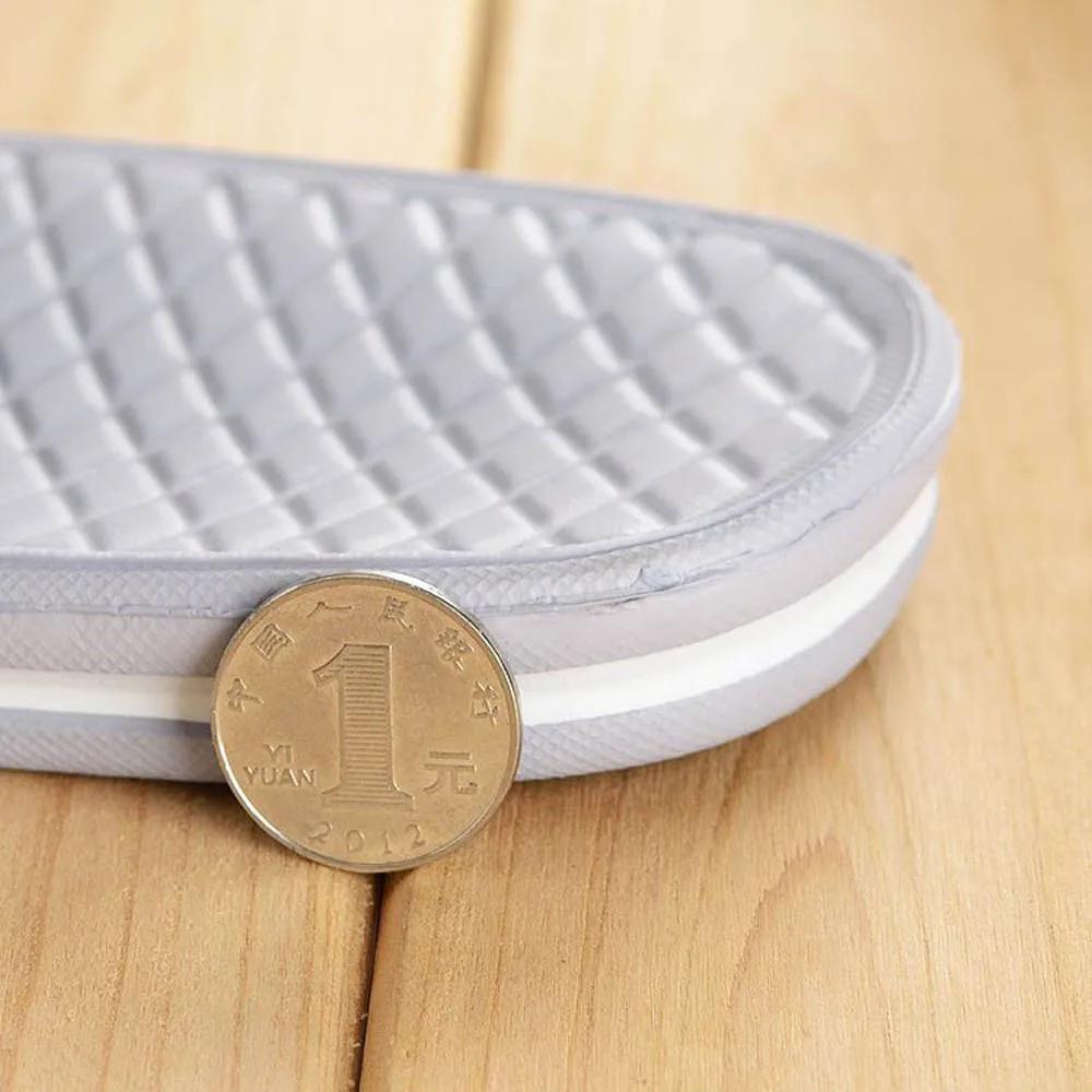 Men Shoes Flat Bath Comfortable Slippers Solid Sandals Indoor & Outdoor Casual Men Non-slip Flip Flops Masculino Zapatos