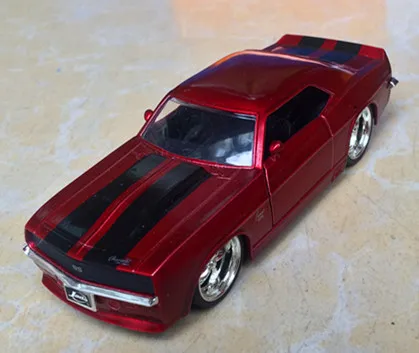Jiada Mustang 1: 32 модель автомобиля Сплав ВОИН автомобиль спортивный автомобиль модель игрушки