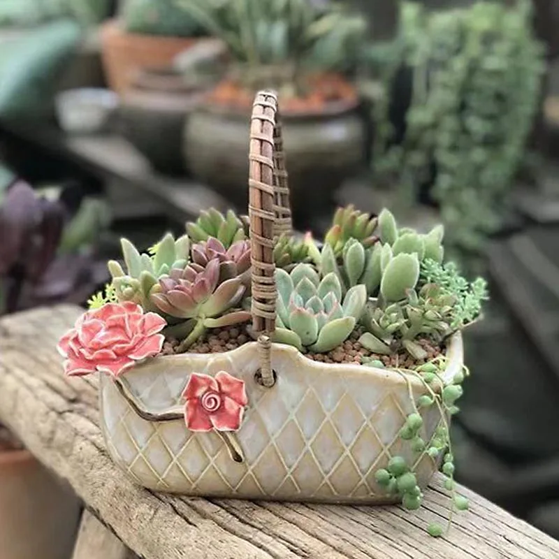 Vase à Fleurs En Verre Paille, Pot Japonais Dans Le Panier Contracté