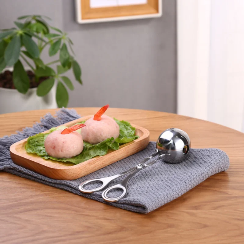 Kitchen Meatball Maker Stainless Steel Ball Making Mold Tool Clip Fish Rice Convenient