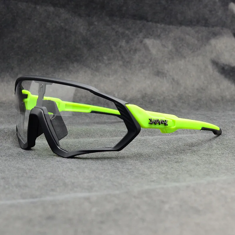 2020 Photochromic Cycling Glasses TR90 Cycling Goggles Sports Cycling Sunglasses Bike Bicycle Cycling Eyewear 3 Lens