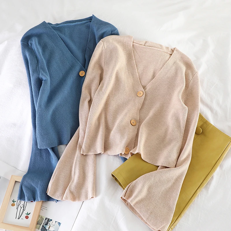 Knitwear Women's Long-sleeved Cardigan Spring And Autumn New Trumpet Sleeves Lazy Thin Section Early Sweater Wild Jacket |