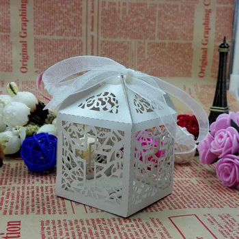 

50pcs Hollow Cross Style Candy Gift Boxes Laser Cut Wedding Candy Box Hollow Carriage Sweets Gift Favor Boxes Bags with Ribbon