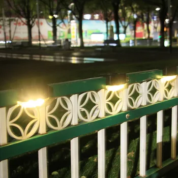 

4pcs Outdoor Solar Lamp Door Fence Night Lighting Garden Wall IP65 Landscape Automatically Recharging Fence Landscape