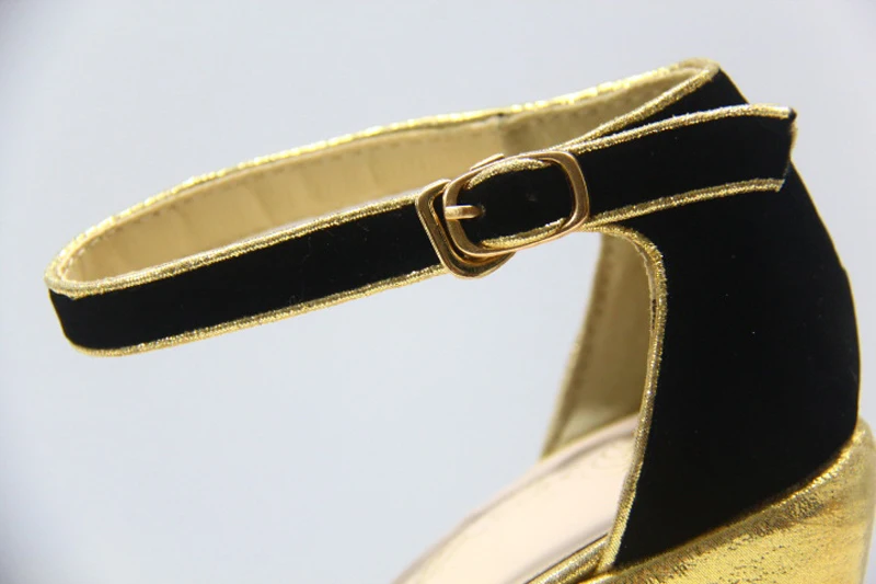 1448743389_511216355