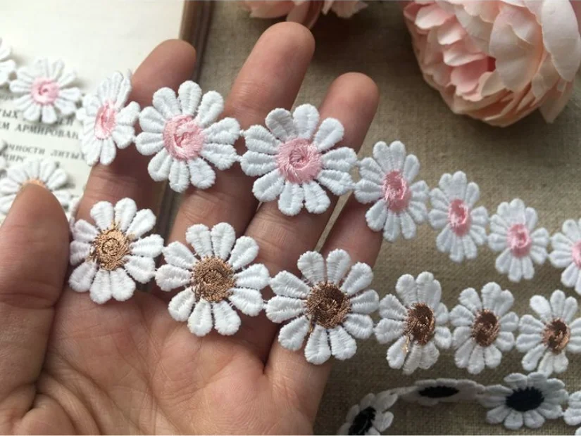 Lace Fabric Lace Ribbon Lace Garment Accessories Lace Sewing Supplies Lace Decoration Lace Accessories Lace Sewing Accessories 2 Yards/lot 8 Colors Daisy Flower Lace Trim Knitting Wedding Embroidered DIY Supplies