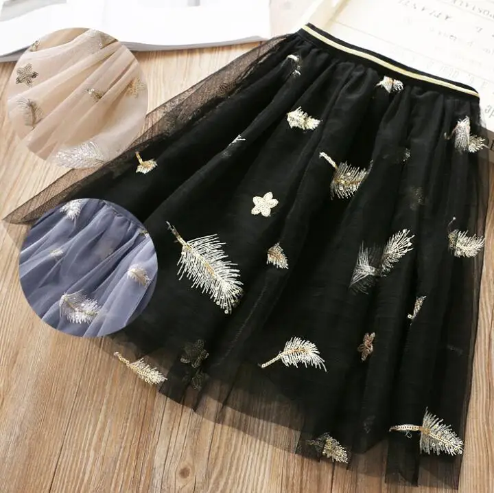 Детская Праздничная юбка для девочек, сетчатый, с перьями, 3 цвета, для маленьких девочек, мини-юбка-пачка, плиссированная, пышная, танцевальная юбка - Цвет: Black