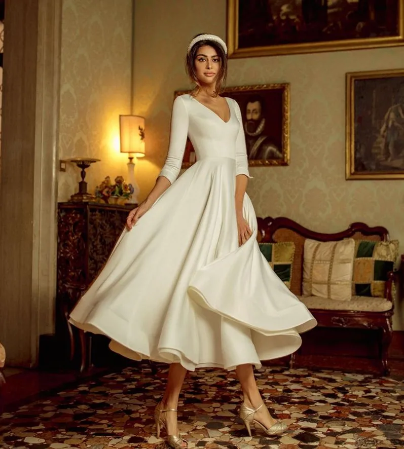 

New Arrival Short A-Line White Prom Dresses Elegant V-neck Robe de soiree Elegant Tea-Length Evening Dress Vestidos 2020 Simple