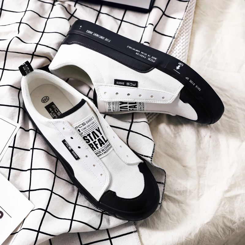 

Vulcanize Shoes For Men Casual Platform Youth Slip-On Flat Casual Loafers Canvas New Trend Smile Casual Sneakers Men Loafers