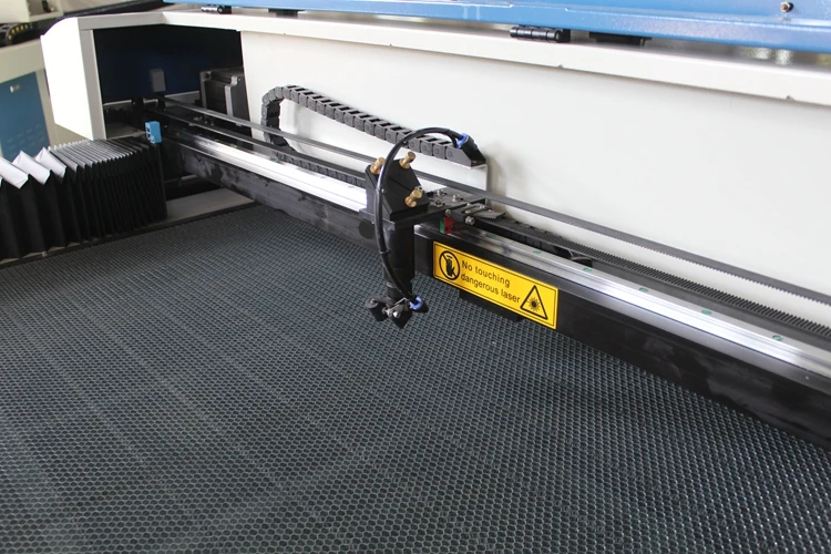 Неметаллический материал cnc лазерная машина для гравировки AKJ1530