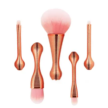 

5 Lollipop Makeup Brushes