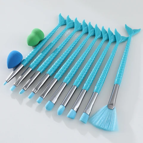 10pcs Mermaid Makeup Brush Set Threaded Fish Scales Handle Brushes with 2pcs Makeup Eggs Eye Shadow Beauty Makeup Brushes