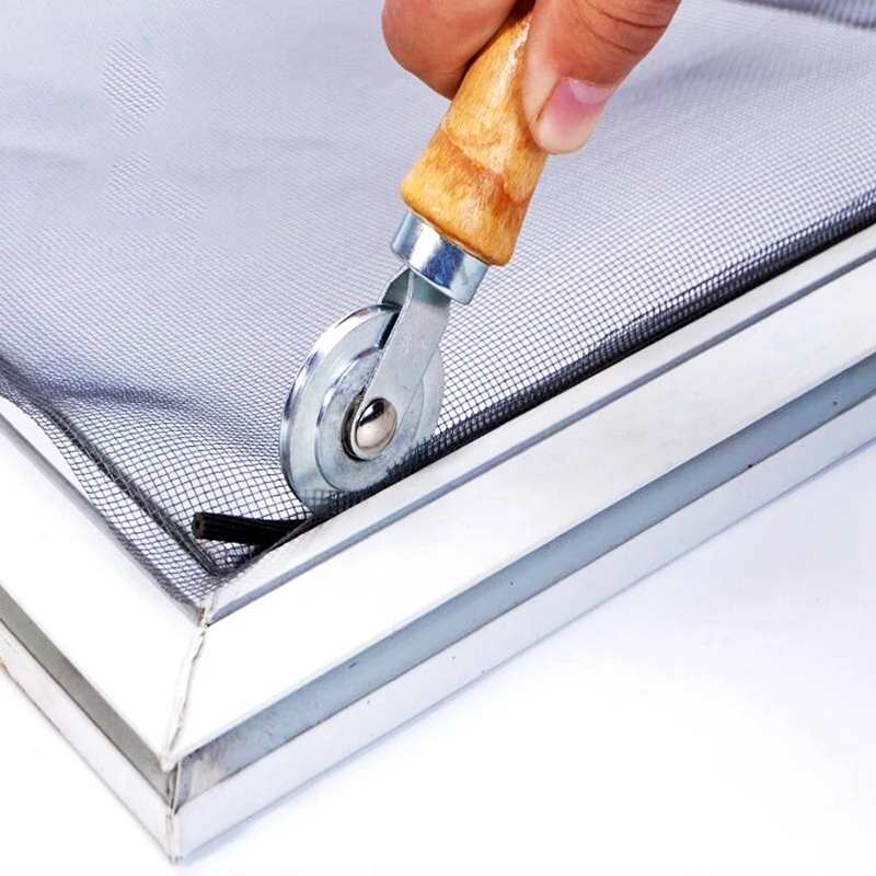 Wooden Handle Screen Barter Tool Wire Mesh Rolling Tool Used For Screen Window Strips Promotion