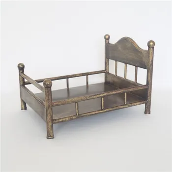 

Bronze Metallic Baby Photo Prop Bed Lovely Newborn Cradles Vintage Infant Iron Bed Baby Shower Gift