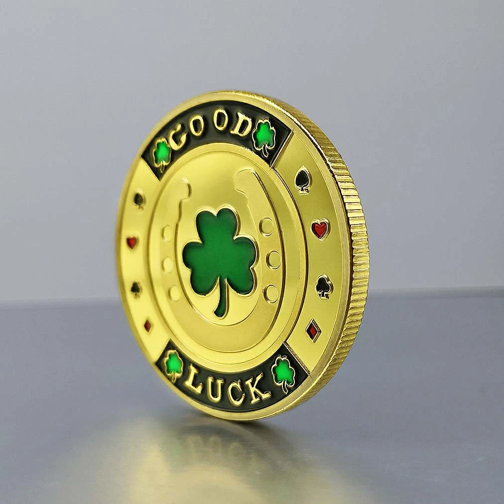 Poker Card-Guard De Buena Suerte – Protector De Cartas Esmaltado De 40 Mm, Robusto Y Pesado, Con Funda Plástica Protectora, Fácil De Llevar En El Bolsillo