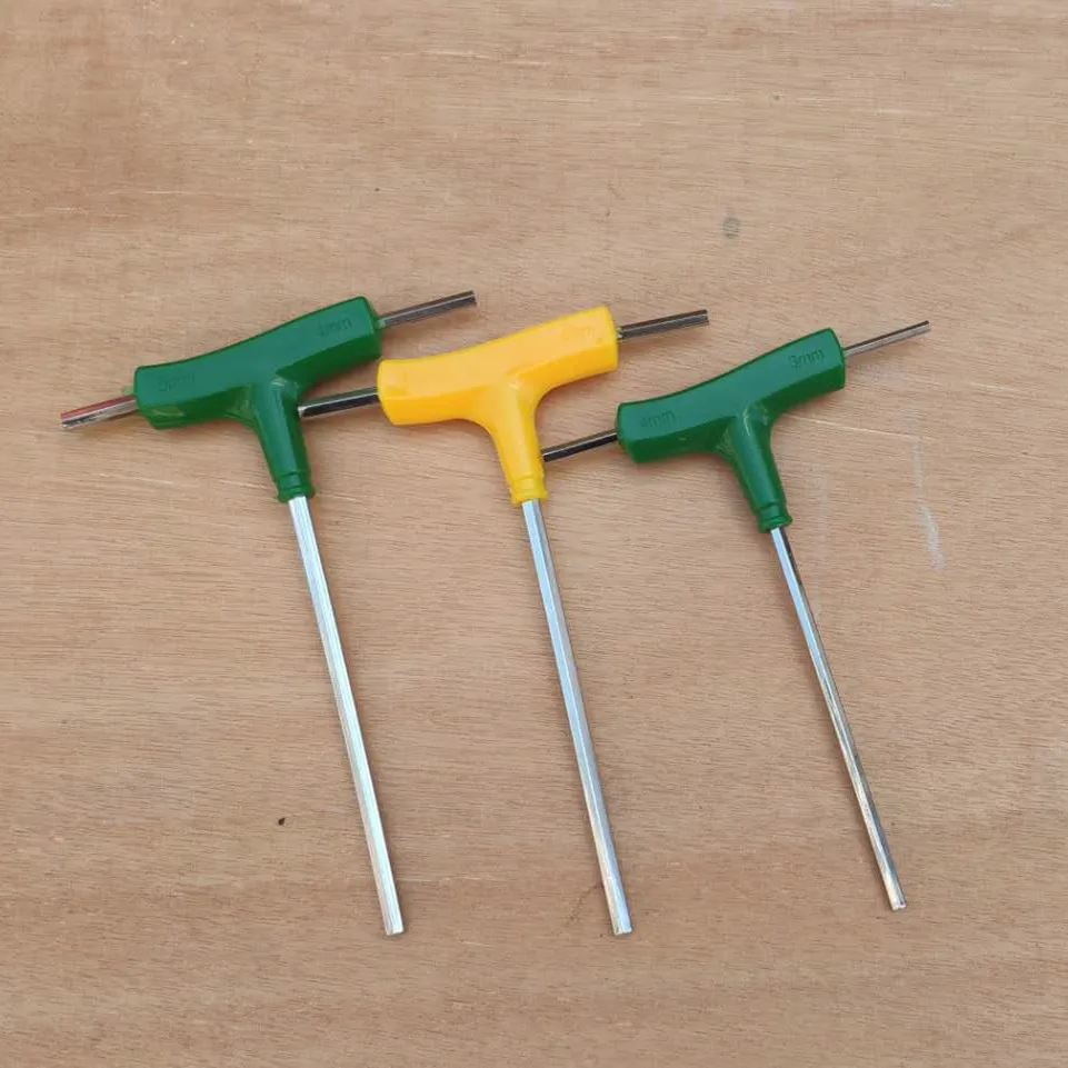 

Hot Selling Chain Saw Sleeves with T-Shape Hexagon Socket Wrench Three-in-One Combination Tools