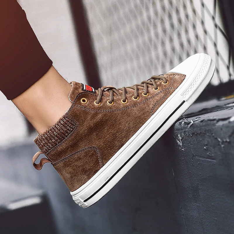 

suede leather Handmade high top Vintage Men Shoes breathable outdoor Male lace up Casual Flats Shoes Fashion Non-slip Shoes j3