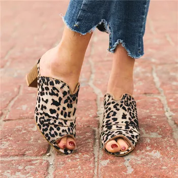 

COOTELILI 2020 Slippers Wedges Women Shoe Flats Leopard Print Summer Women Slippers Fashion Mid Heel Non-slip Slippers Slip On