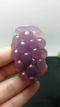 

Natural agate jade grape personality pendant men and women