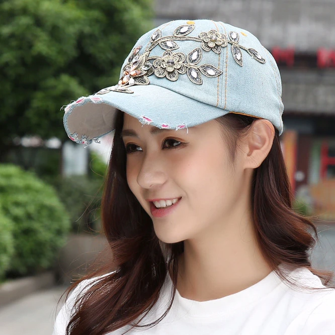 

Spring Summer Women's Hat Cowboy Hat Decal Diamond Baseball Hat Leisure Sunscreen Girl Sunshade Hat Fashion Retro White