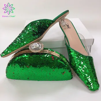 

Latest Green Color Women Italian African Party Pumps Shoe and Bag Set Decorated with Rhinestone Shoe and Bag Italian Design Set