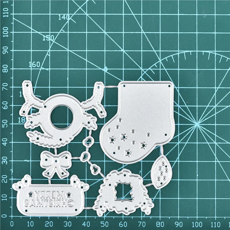 

DiyArts Christmas Sock Ornament Metal Cutting Dies New 2019 for Card Making Scrapbooking Album Embossing Paper Craft Die Cut