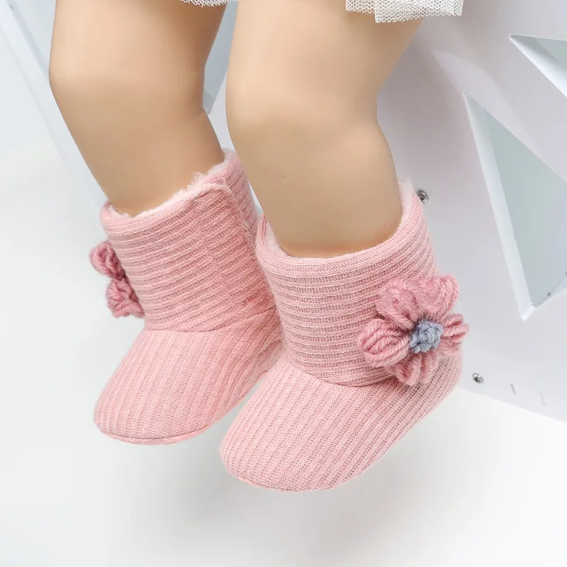 Зимние ботинки для новорожденных; обувь для маленьких девочек с кисточками; очень теплые меховые ботинки для малышей; нескользящие ботинки с мягкой подошвой
