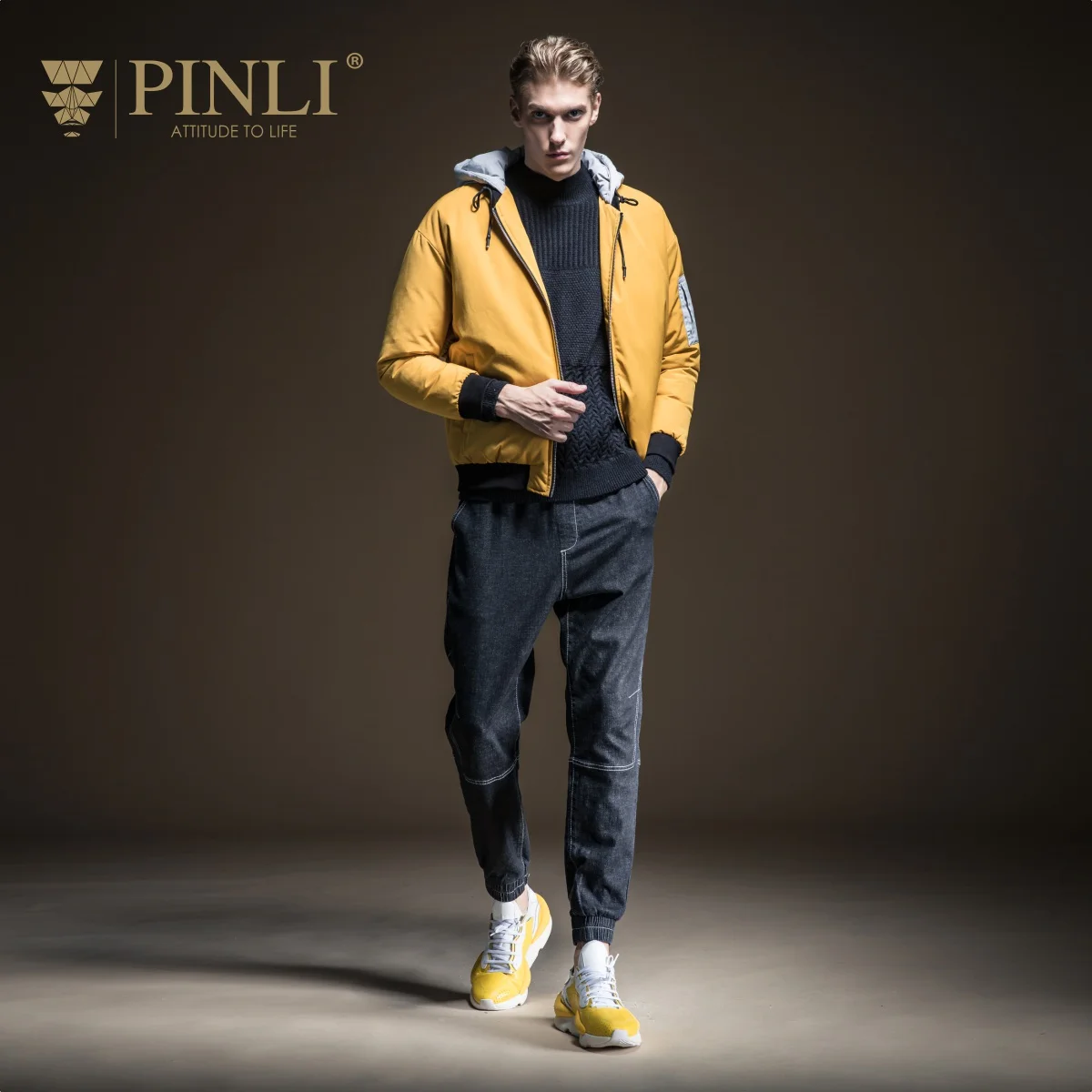Sobretudo ограниченное Pinli продукт, сделанный осень Для Мужчин's культивировать нравственность печати с капюшоном; куртка-пуховик; пальто B193408816