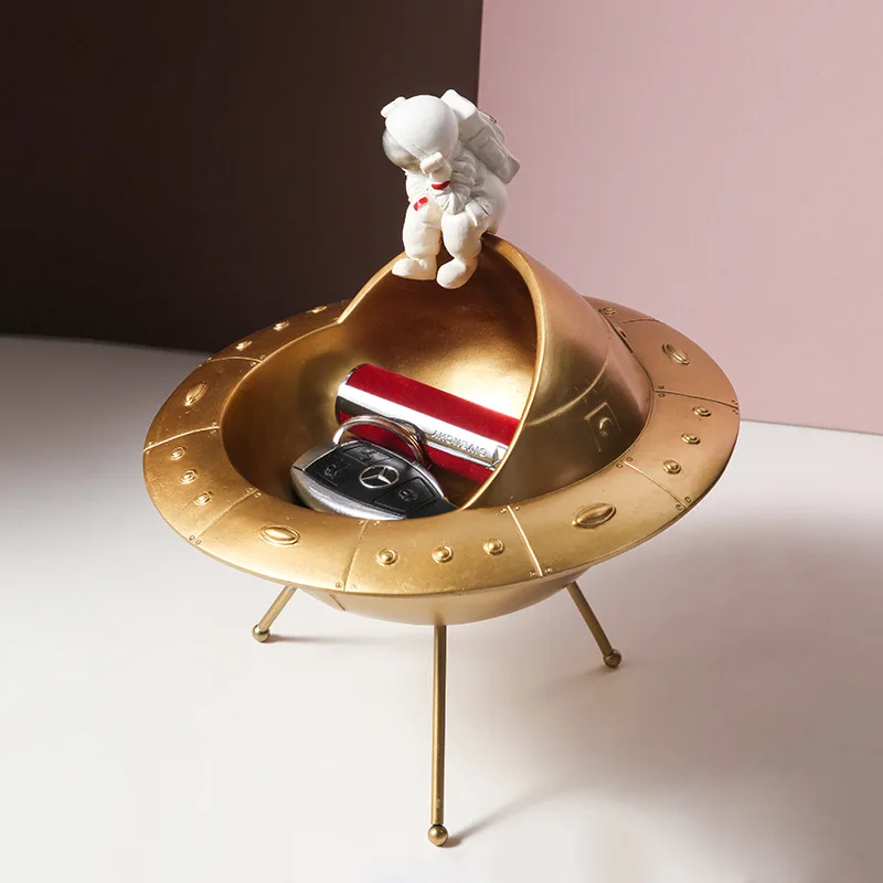 

Home Decoration Creative astronauts receive Desktop Handicrafts