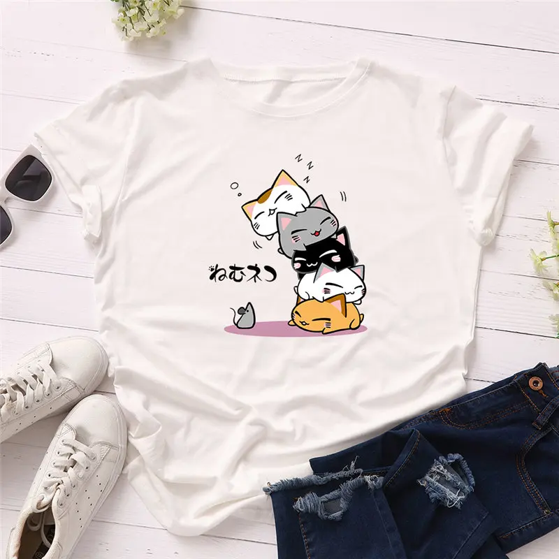 纯白色