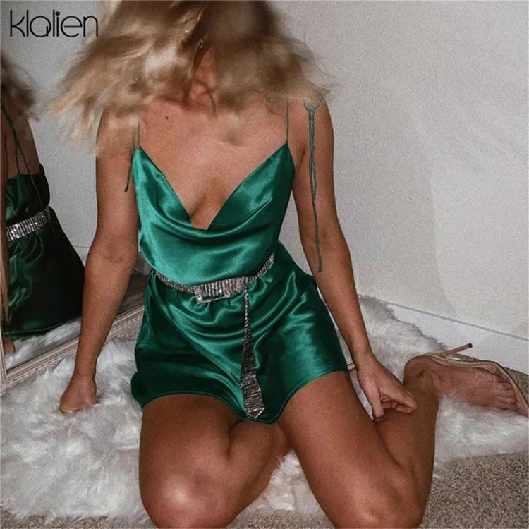 UD6Q8FERH94KM{9F)~}$1JS