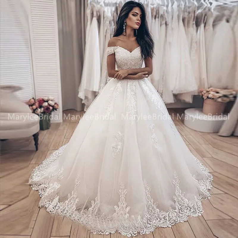 

Gorgeous Vintage Appliques Ball Gown Wedding Dresses Princess Off The Shoulder Lace Up Back Muslim Bride Wedding Gowns Marrige