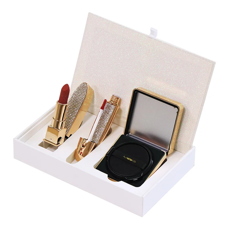 Presente do Feriado Almofada de ar Batom Fosco Vermelho Líquido Gloss cc Creme Hidratante Fundação Natural Iluminar 3 Pçs – Set