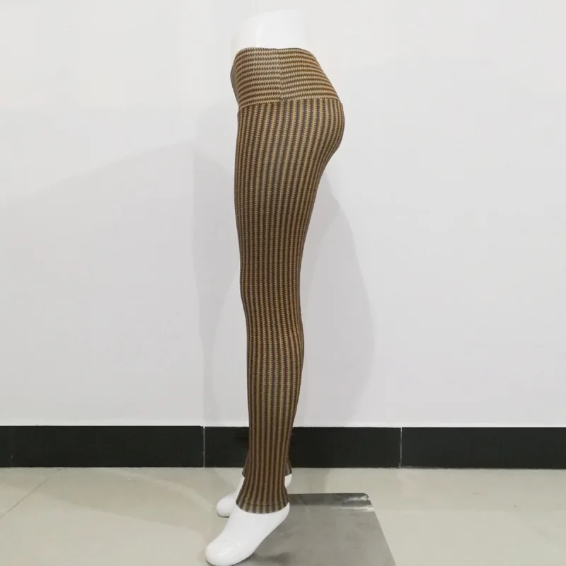 11945856189_1595654483