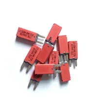 Автомобильный предохранитель небольшой ATM перегрузок по току сбрасываемый пластина безопасности 12/24VDC могут быть взысканы в литом корпусе