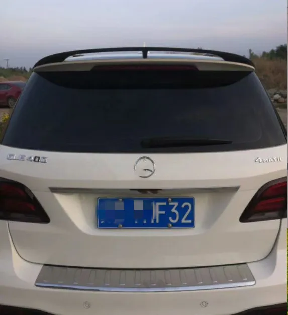 

For benz GLE ML W166 Spoiler Benz gle class real trunk spoiler W166 Carbon Fiber Material