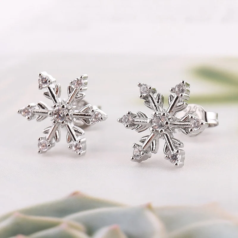 Новые модные серьги с кристаллами новая серьга милые серьги снежинки для женщин ювелирные изделия Рождественский подарок