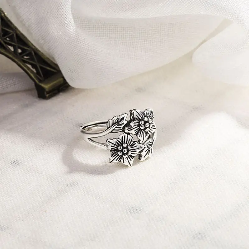 Silvology 925 Sterling Silver Flower Rings Vintage Do Old Creative Wide Rings for Women Silver 925 Festival Jewelry Girls