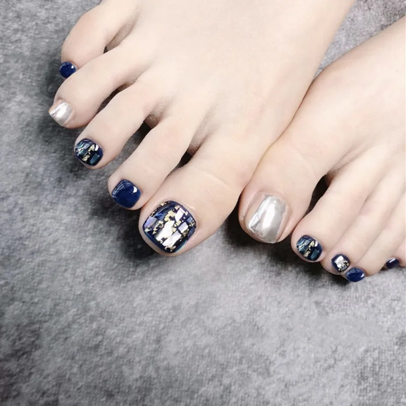 

Sticker Cover False Nails Gold Glitter Nude Ladi's Press On Fingernails Short with Adhesive Tabs Perfect for daily BY20-2