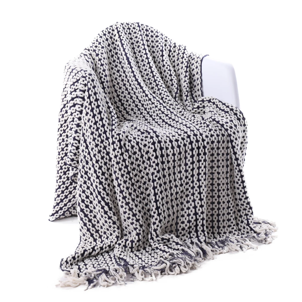 Вязанное покрывало Battilo с белыми и темно синими цепочками 60 &quotx 50&quot|knit throw