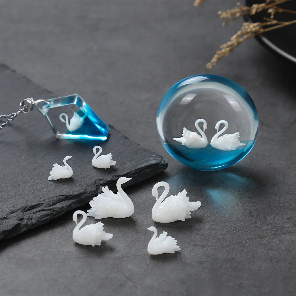 4pcs/lot 3D Micro Swan Landscape Mini DIY Craft Handmade Resin Jewelry UV Epoxy Jewerly Filling Molds Figurines Decoration