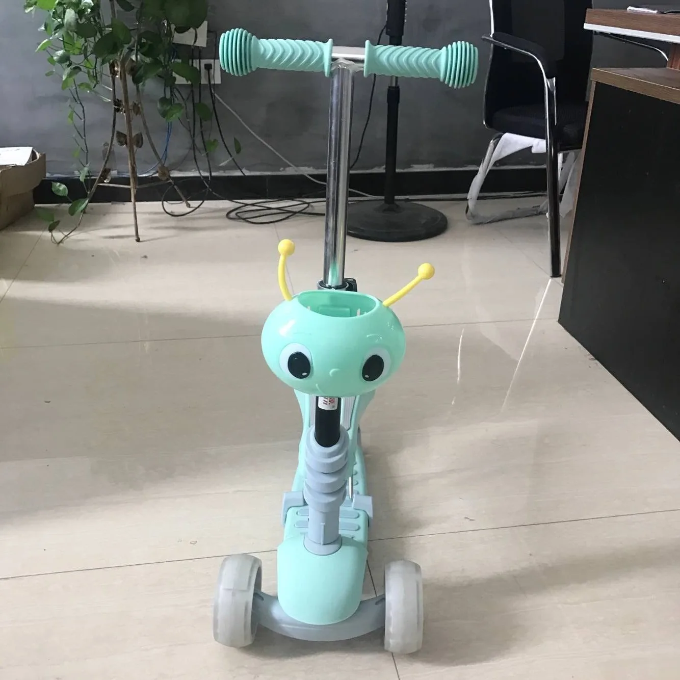 Manufacturers Children Kids Three-in-One Five in One Scooter-Push Box Tri-scooter 2-6-Year-Old Slippery Cars