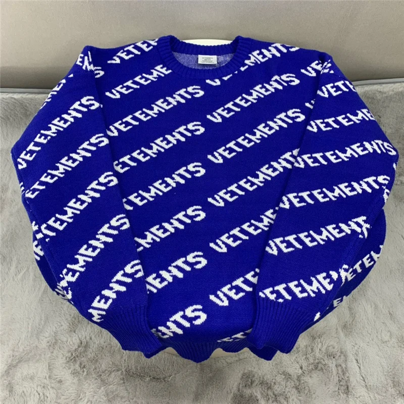 VETEMENTS Allover Logo Sweater Men Women 1:1 High Quality Sweatshirts Vetements Crewneck Hoodie Thick material VTM Inside Tag cardigan male