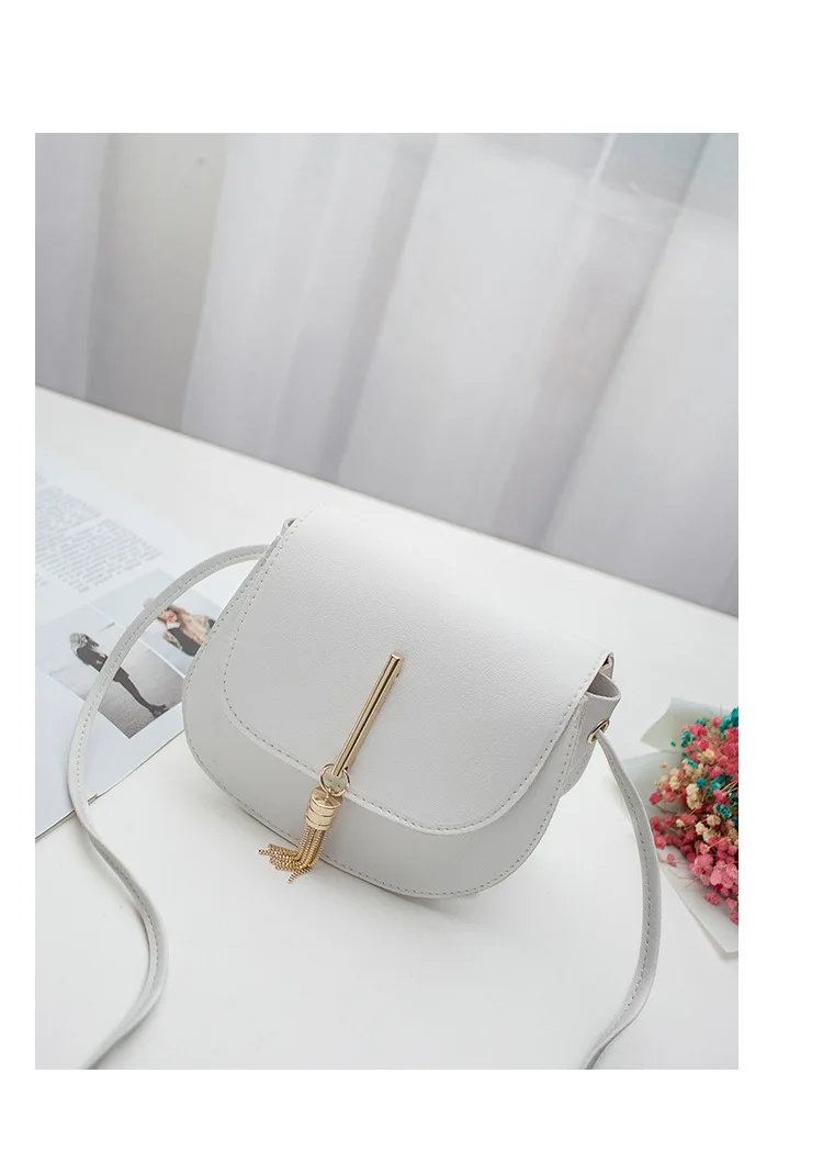 PACGOTH Новая модная сумка из искусственной кожи, однотонная, золотая, металлическая, с кисточками, седельная сумка для женщин, вечерние, маленькая сумка-тоут, повседневная сумка-мессенджер