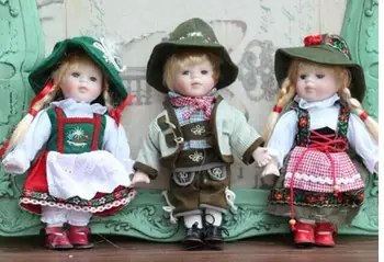 

Factory wholesale crafts Lovely European style round face and ceramic antique doll decoration Fine Valentine's Day gift