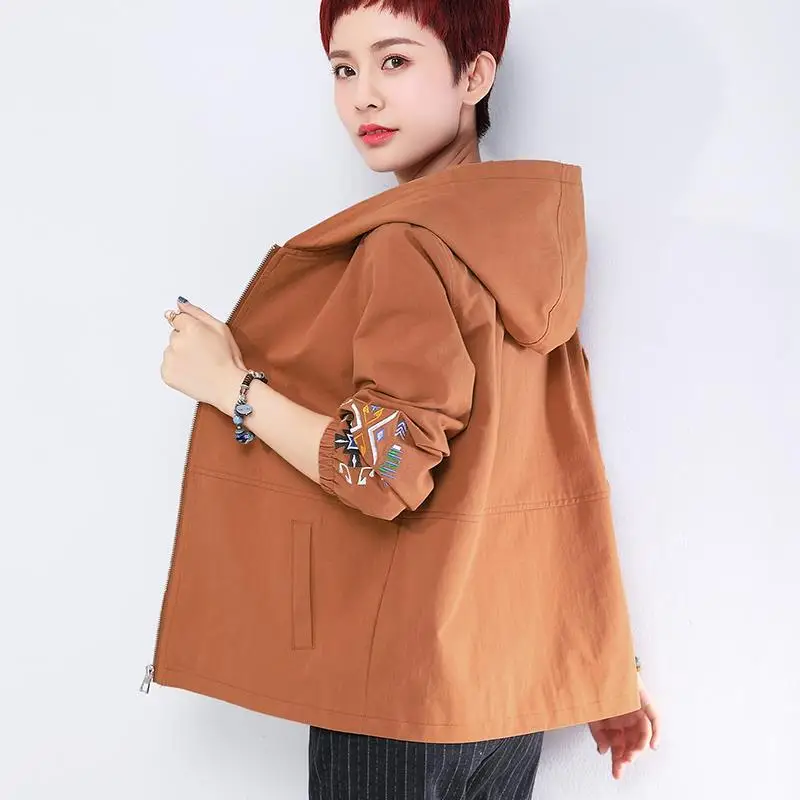 

2020 New Spring Autumn Women's Trench Coats Hooded Long-Sleeved Outerwear Casual Windbreaker Female Short Loose Coat Tops AH184