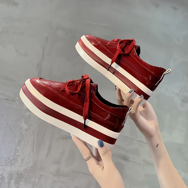 

2019 Autumn New Casual Solid Women Stripe Shoes Patent Leather Lace-Up Loafers High Heel Platforms British Style Ladies Oxfords