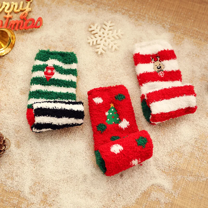 Новинка, рождественские носки, Осень-зима, трендовые удобные зеленые и красные толстые теплые коралловые бархатные носки для женщин